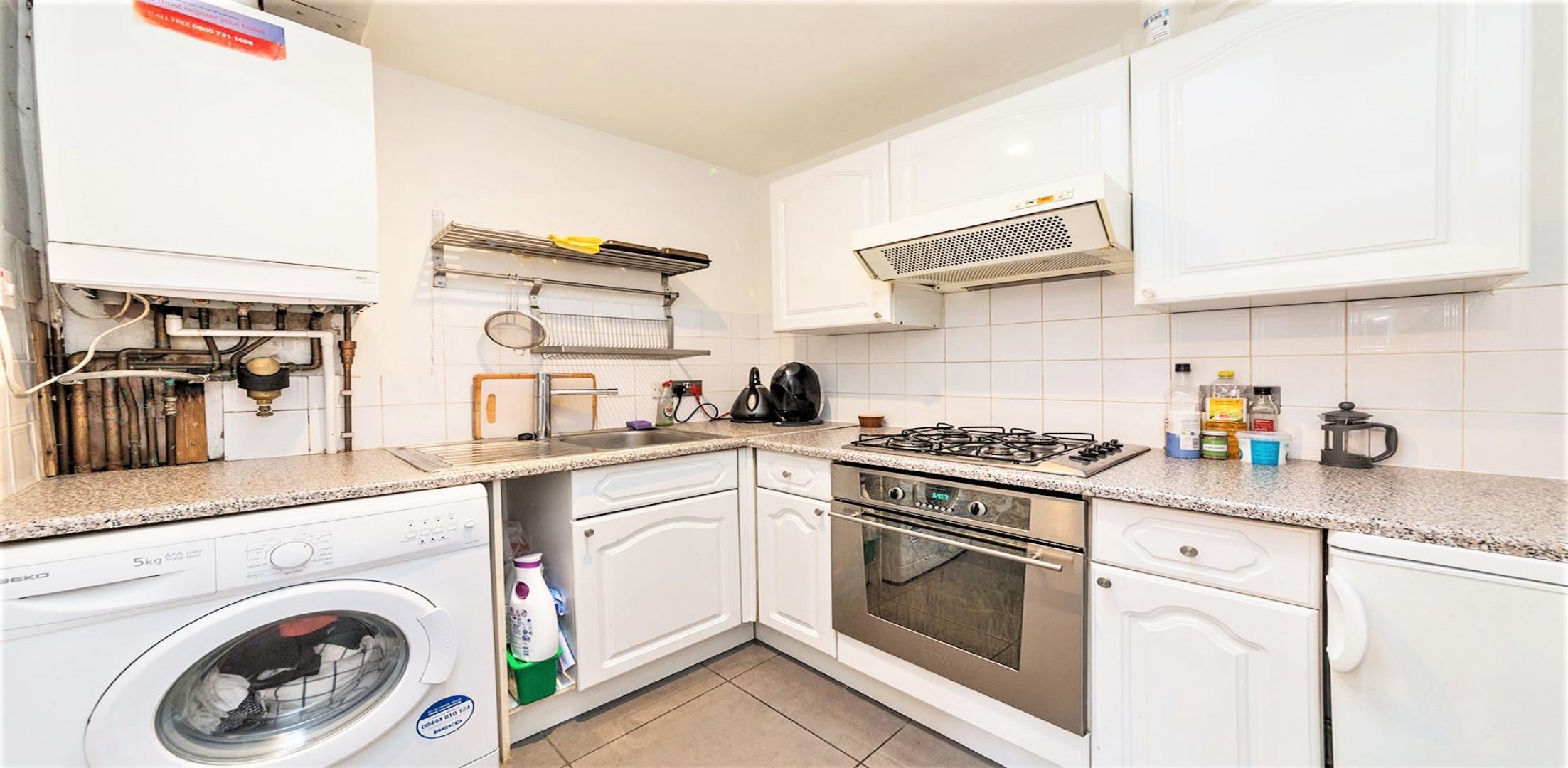 			2 Bedroom, 1 bath, 1 reception Apartment			 Finchley Road, FINCHLEY ROAD